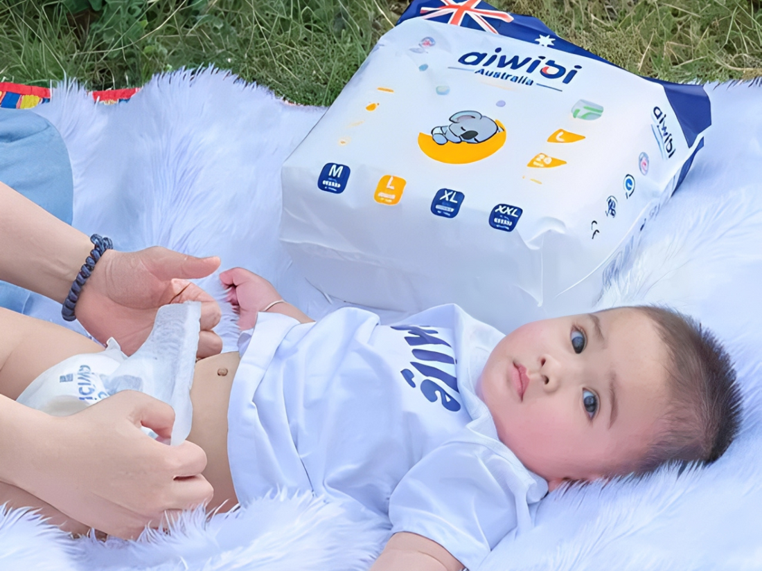 Is Your Baby’s Diaper the Right Size? How to Master Night Diapering