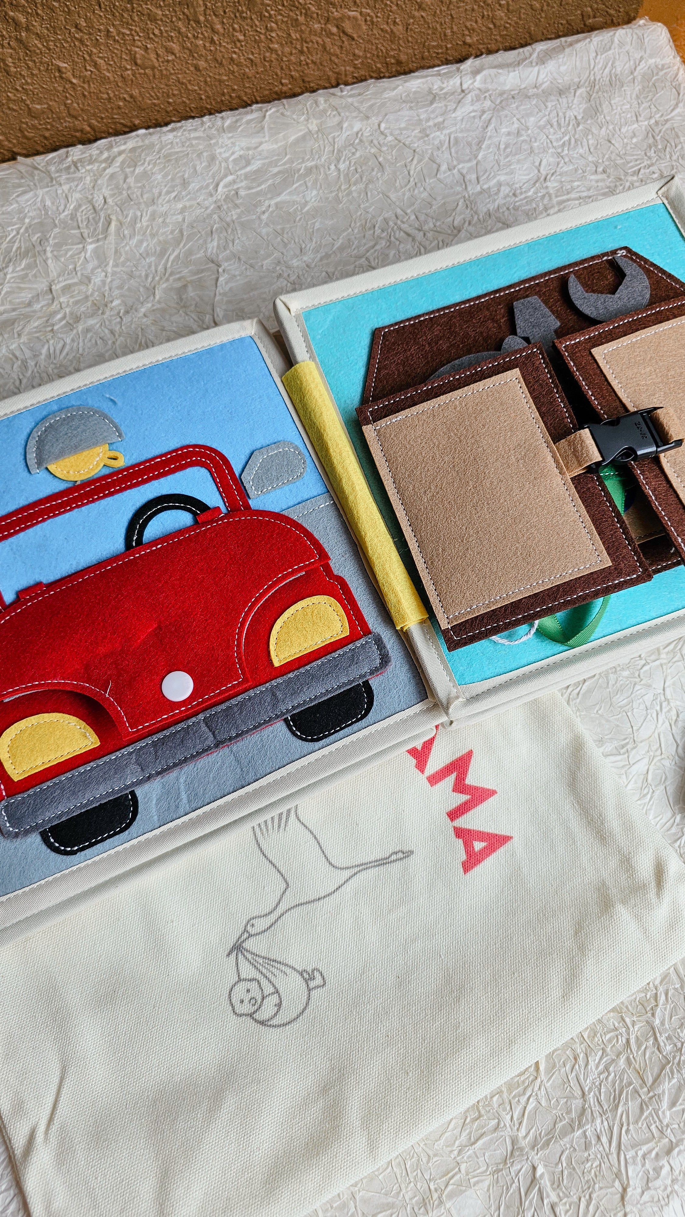 HiBuyMama Wheels In Motion Busy Book