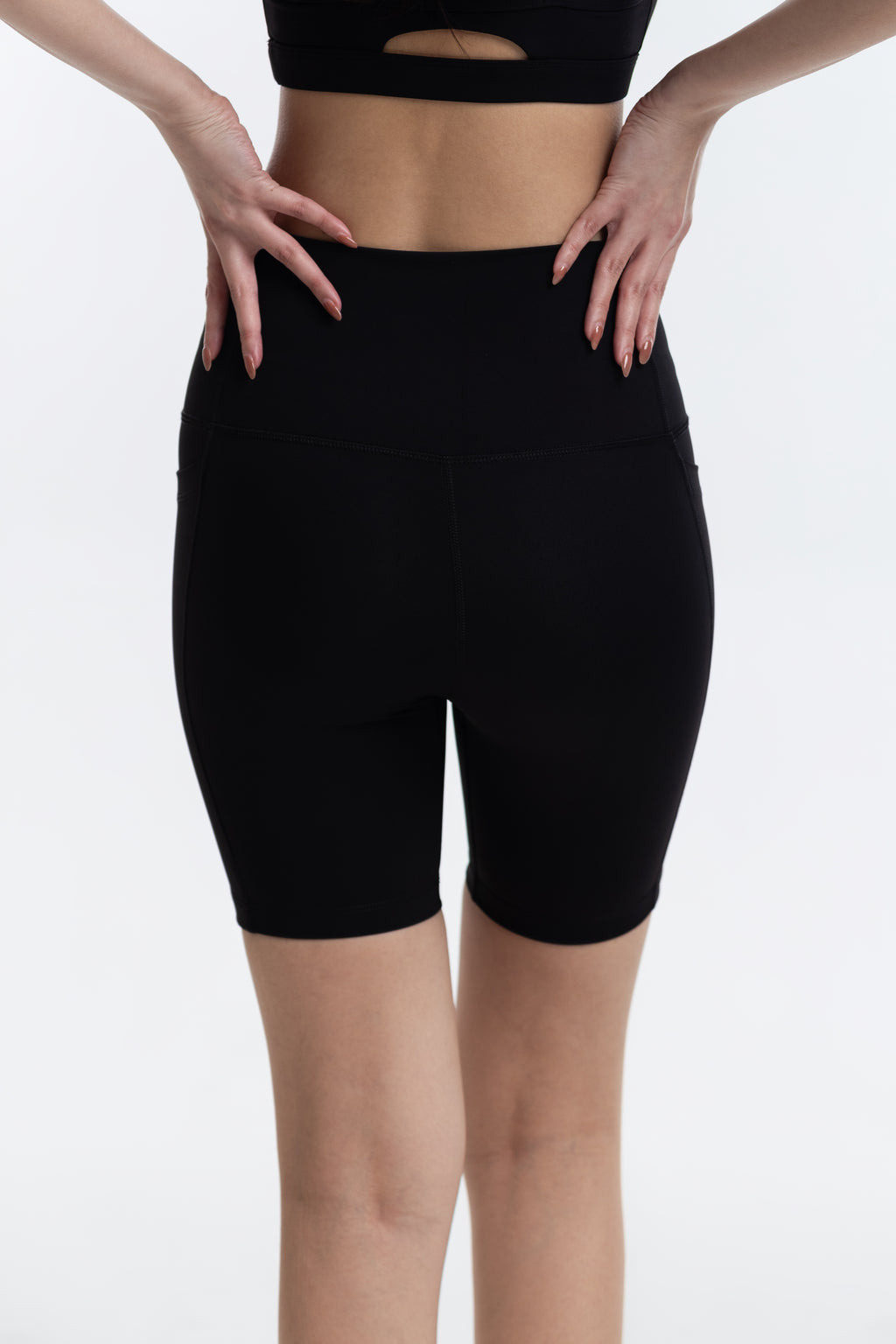 CradleNest Sculpt Seamless Short 6”