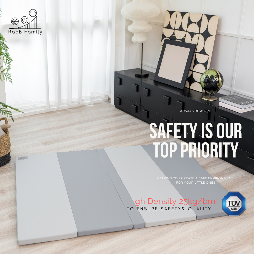 RaaB Family™ Baby SEAMLESS Playmat Toddler Premium Folding Mat 4CM Thick 127 x 165 x 4 cm