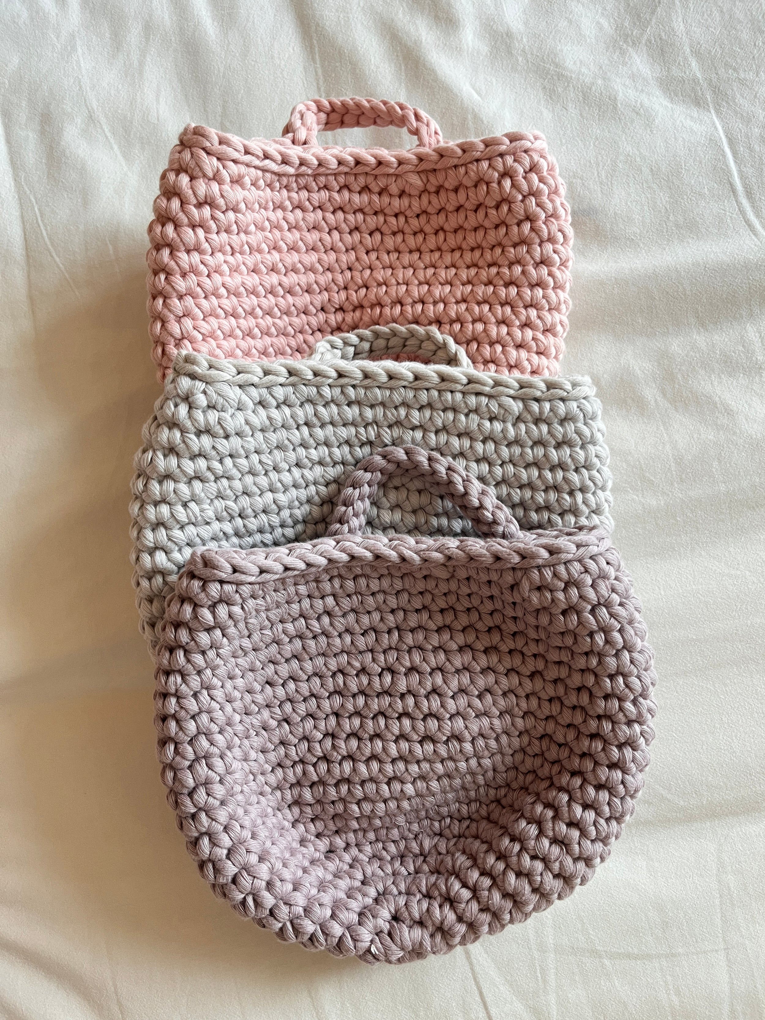 byiroiro Slouchy Hanging Basket