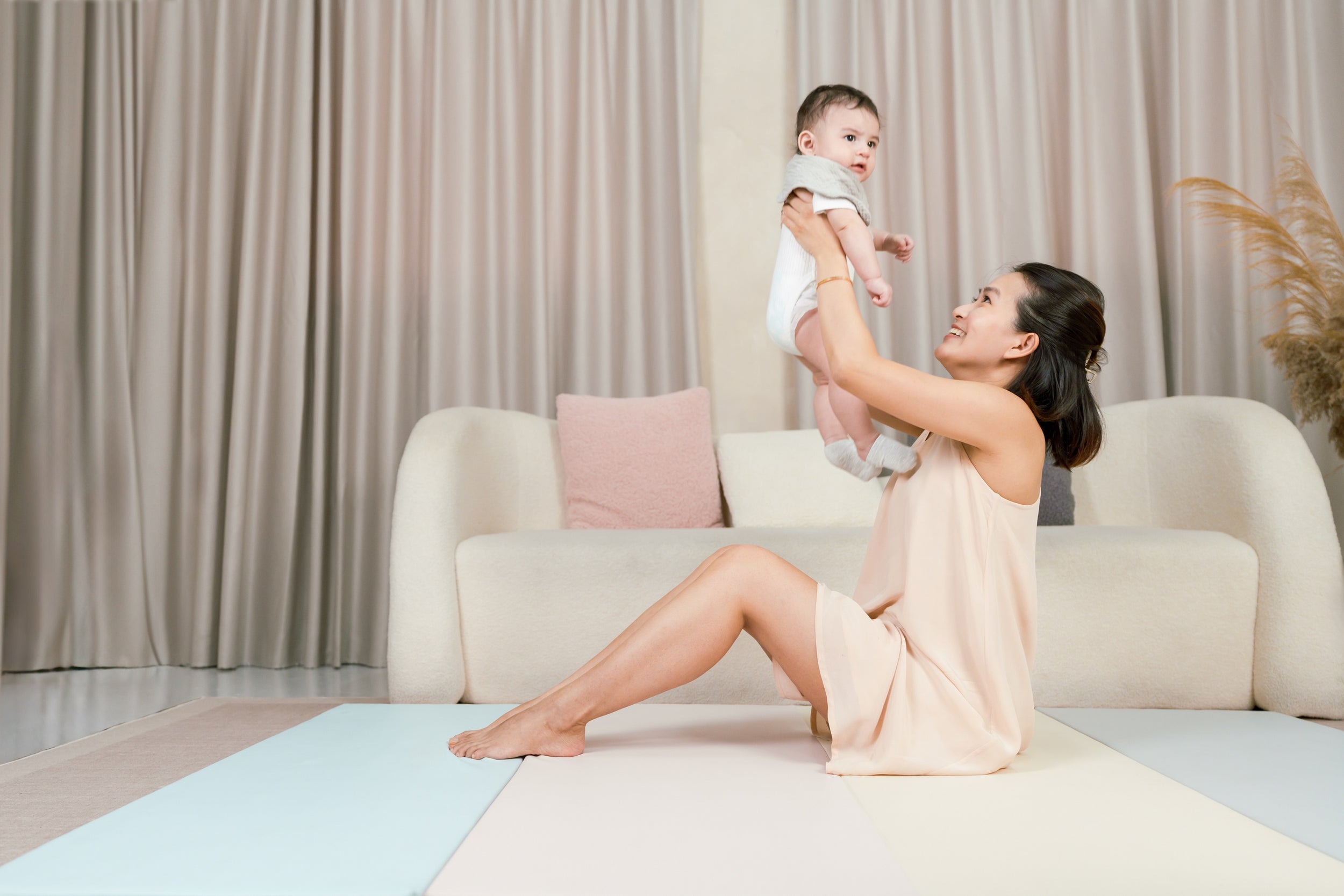 RaaB Family™ Baby SEAMLESS Playmat Toddler Premium Folding Mat 4CM Thick