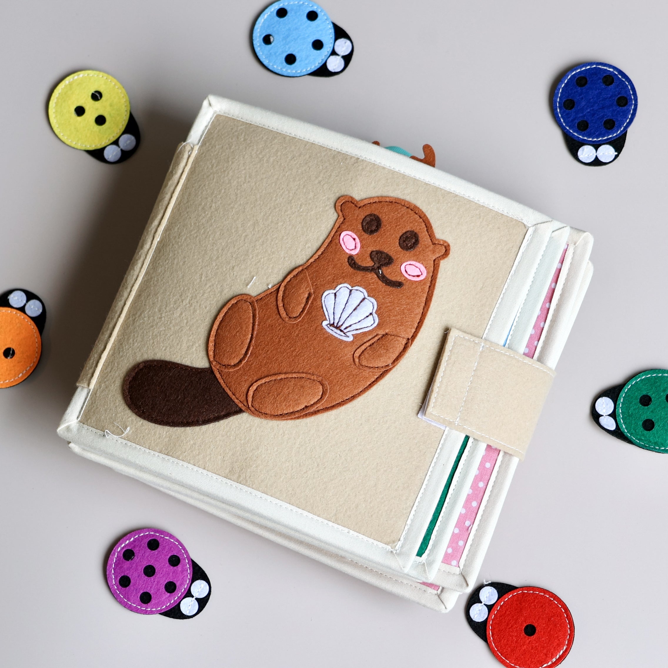 HiBuyMama Otterly Fun Busy Book